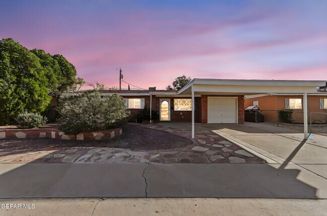 Photo - 5828 Sturgeon Dr