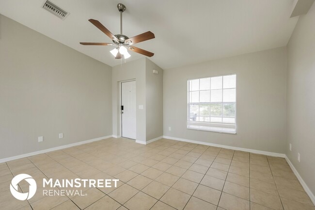 Photo - 2302 Loraine Ave S