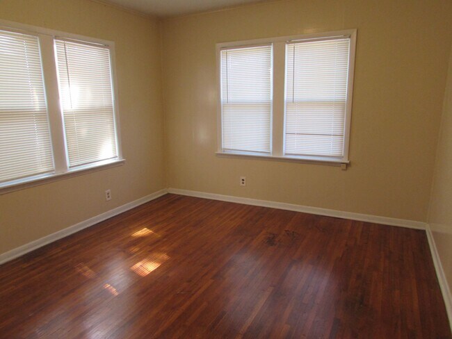 Photo - Charming home and It's close to TU, Cherry...