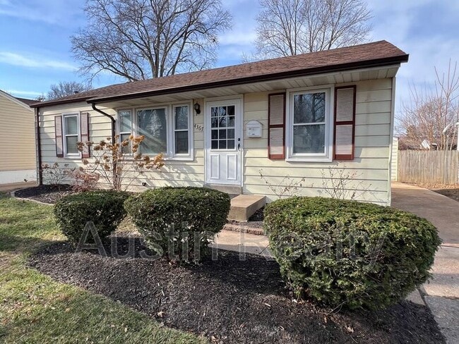 Building Photo - 4367 Boswell Ave