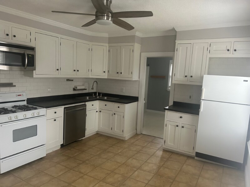 Photo - 14 Bicycle St Unit 2nd Floor