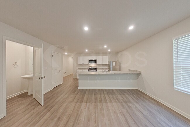 380 Ironwood Ct