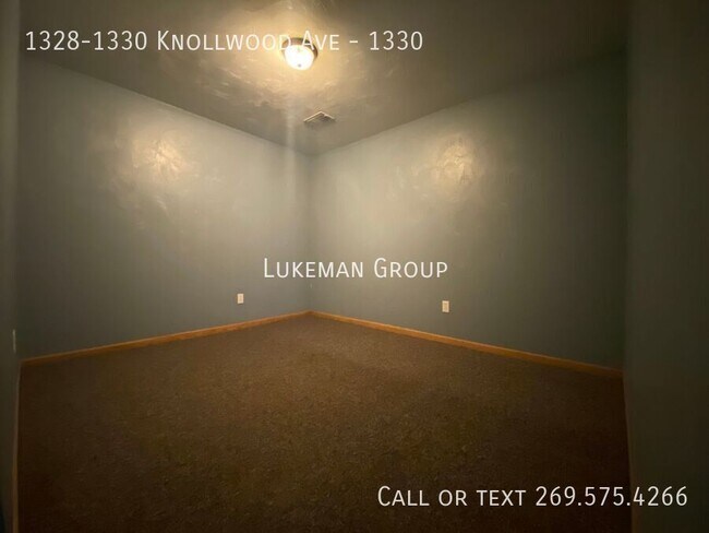Photo - 1330 Knollwood - 6 Bed/3 Bath Townhouse Ne... Unit 1330