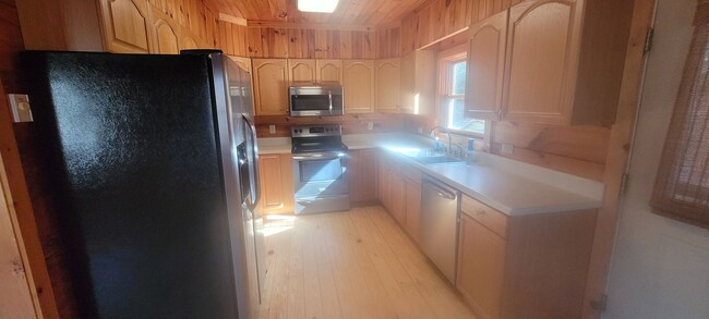 Photo - 139 Freewinds Rd House