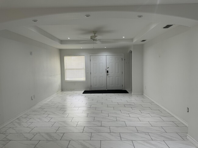 Photo - 2931 Rowan Dr