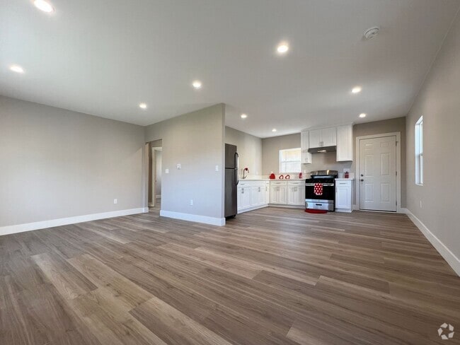 Building Photo - LN4541 W 161st St Unit 4541 Rental