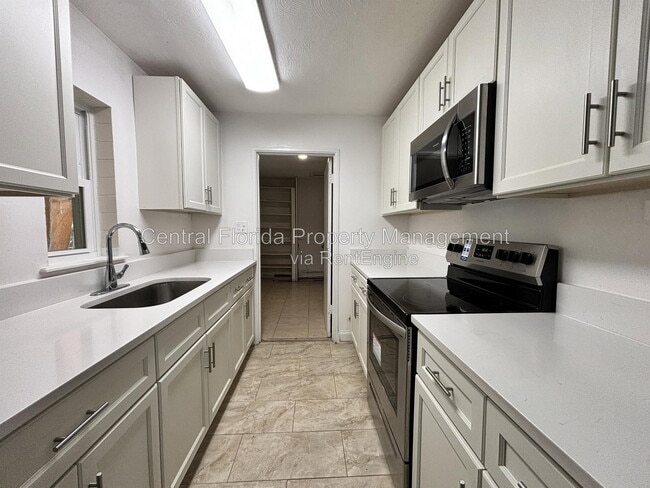 Photo - 4606 Meadowbrook Ave