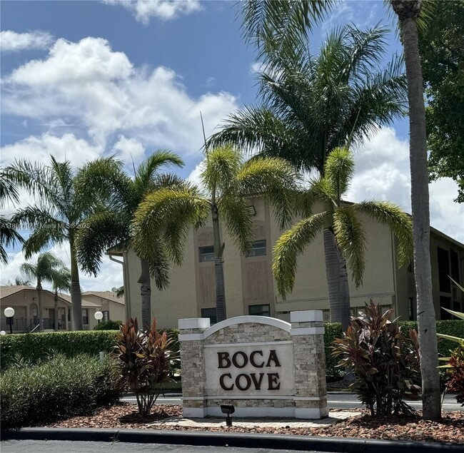 Building Photo - 9539 Boca Cove Cir Unit 105