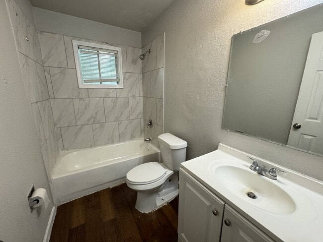 Photo - 2 Bedroom and 1 bathroom ready to move in Unit 5