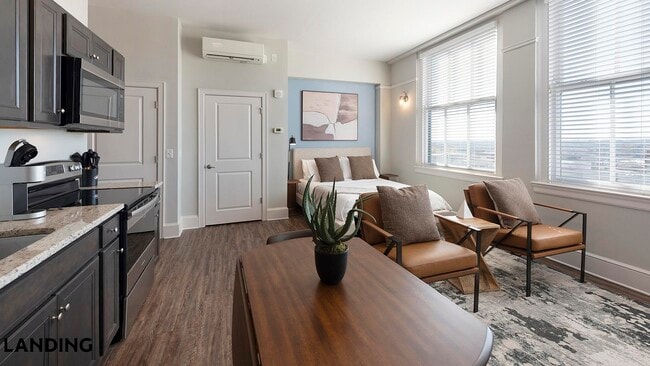 Photo - 187 N Church St Unidad 605