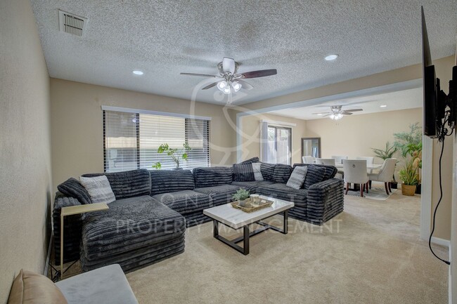 Photo - 7501 Saybrook Dr