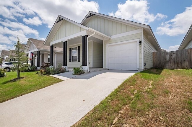 Photo - 244 E Broade St