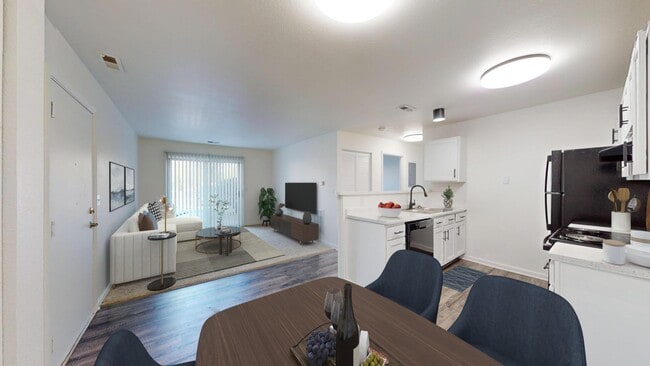 Building Photo - Willow Lake Rental