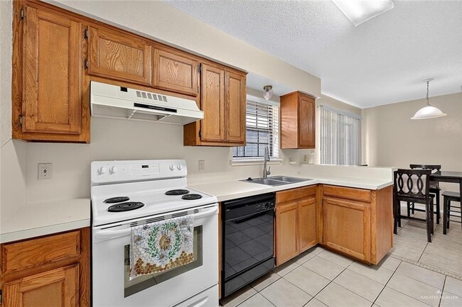 1602 Avocet Ave W Unit B