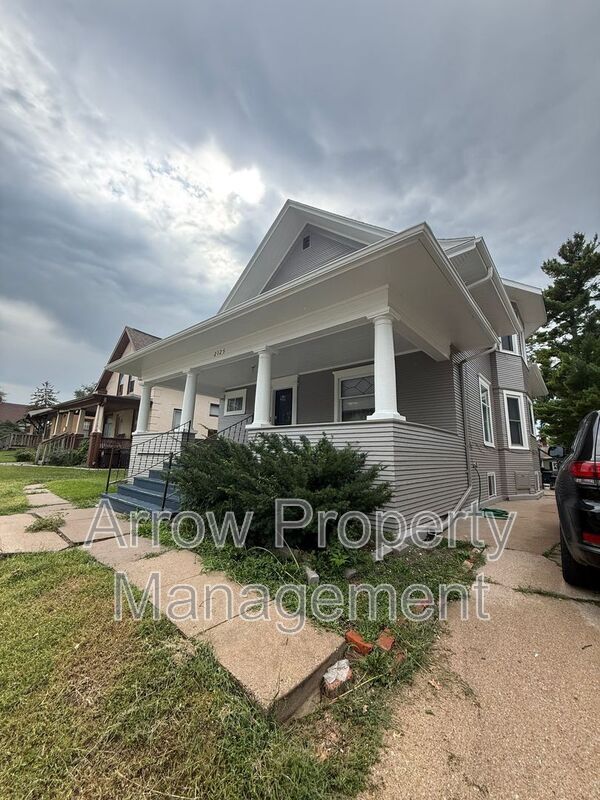 Building Photo - 2125 South St Unit 1 Rental