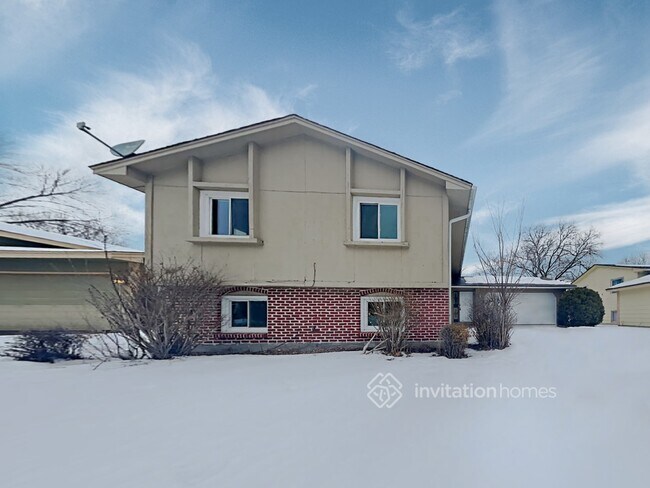 2708 83rd Ln N