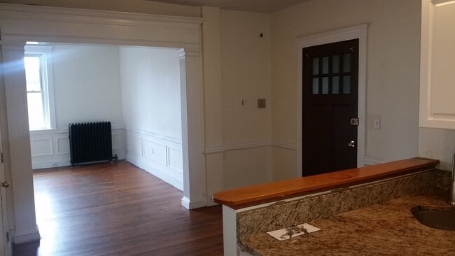 Photo - 318 Saint Paul St Unit 5