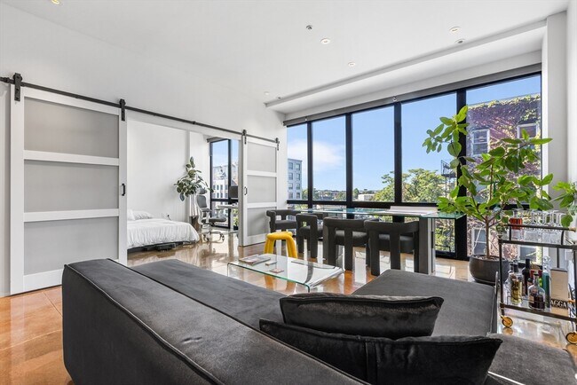 Photo - 37 A St Unidad 3B