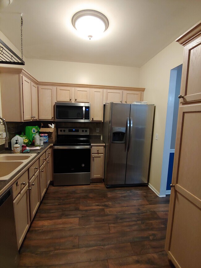 Kitchen 2023 - 766 Eagle Dr
