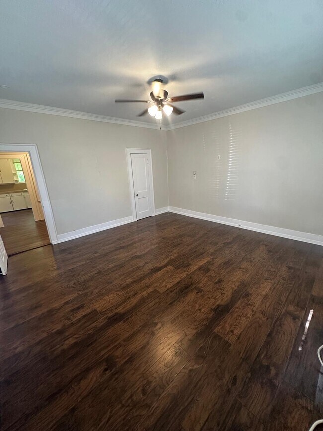 Photo - 120 S 32nd St Apartments Unit 2