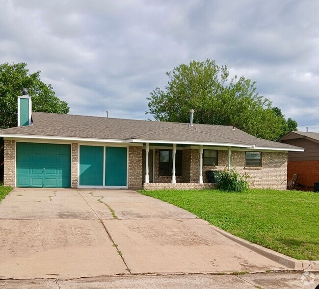 Building Photo - 4908 SE Brighton Dr Rental