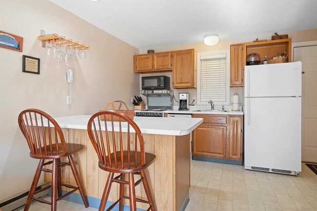 Photo - 118 Weirs Rd Unit 121