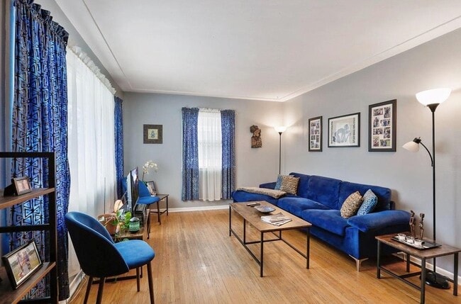 Photo - 4540 Tyler St NE