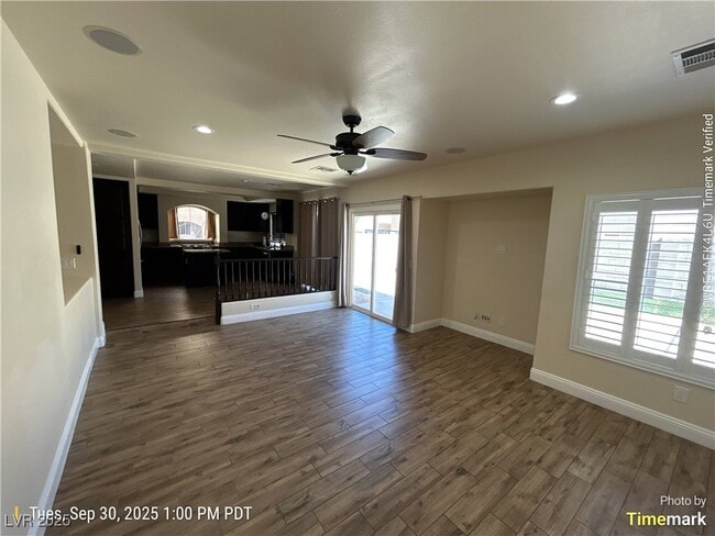 Photo - 10618 Timber Stand St