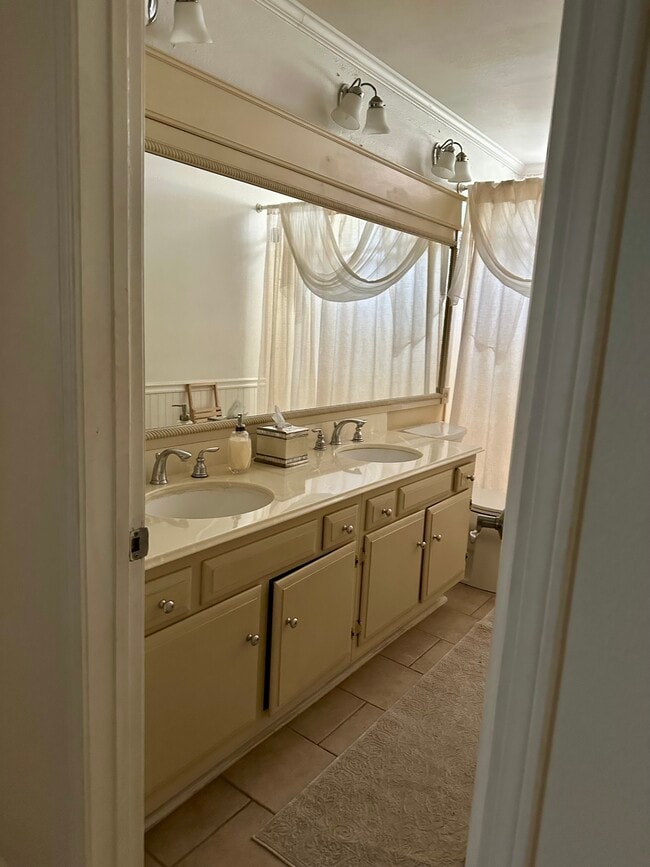 Photo - 20829 Marshall Way