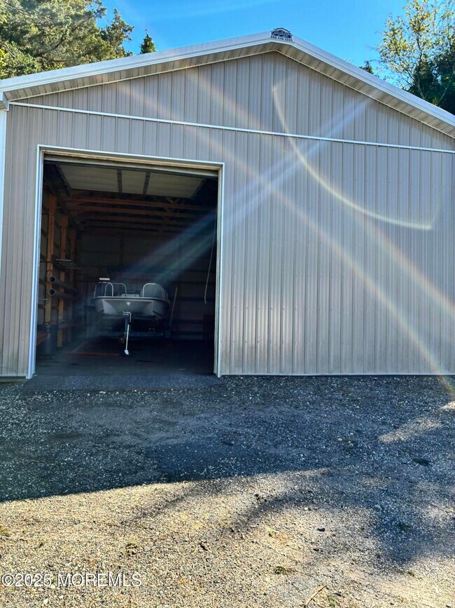 Photo - 328 E Main St