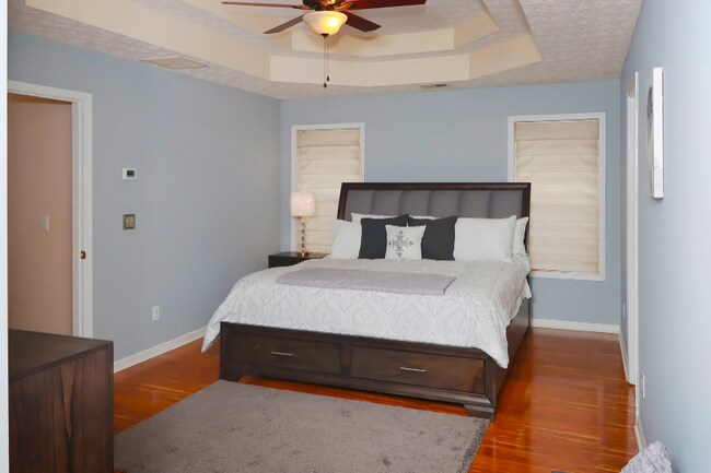 Photo - 1784 Clayhill Pointe SW