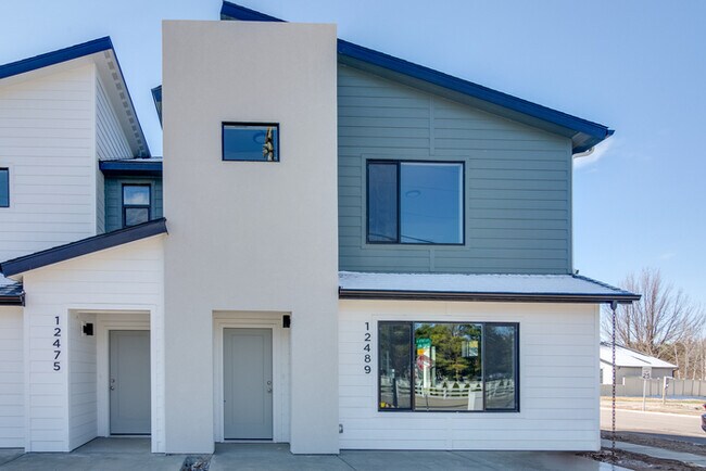 Photo - Brand New Townhome!