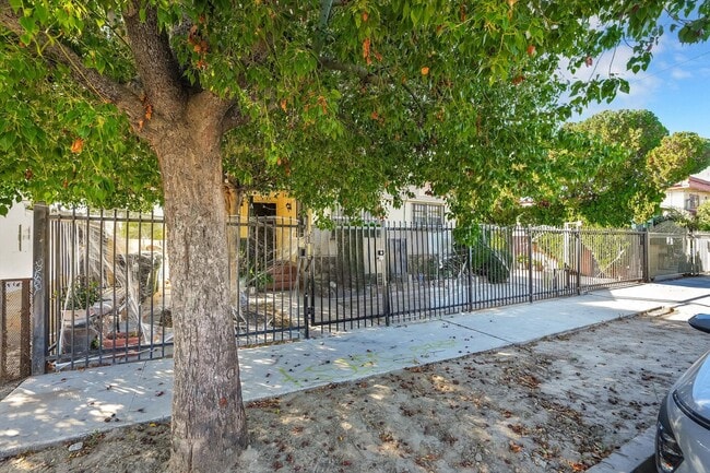 Photo - Runnymede Rentals Unit 4