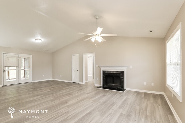 Photo - 146 Central Oaks Rd