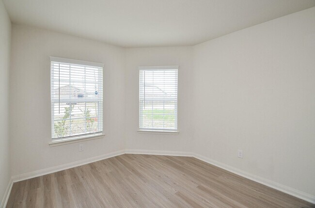 Photo - 2037 Mule Ridge Dr