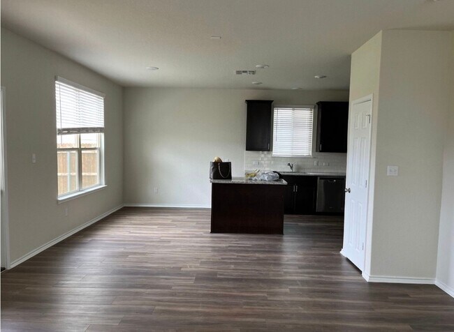 Photo - 209 Prairie Falcon Wy