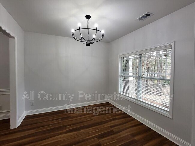 Photo - 4231 Suwanee Brook Ct