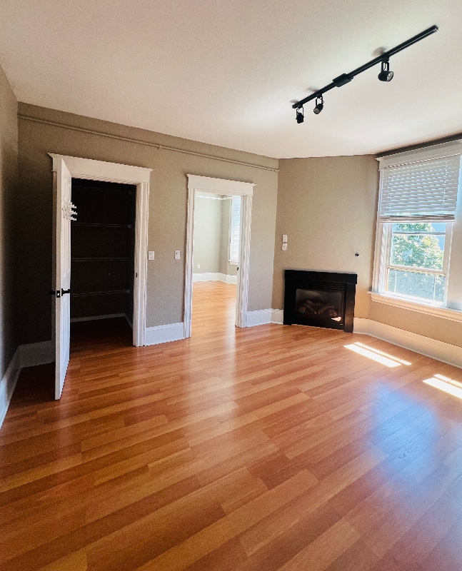 Photo - 312 E Olive Pl