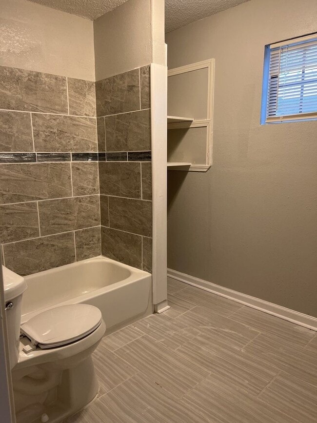 Photo - Charming 4 Bdrm, 3 Bath Home | U of M Area | Open To Section 8