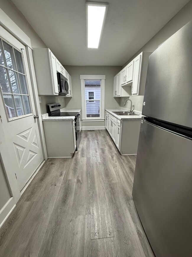 Photo - $1025 - updated 2 bedroom house