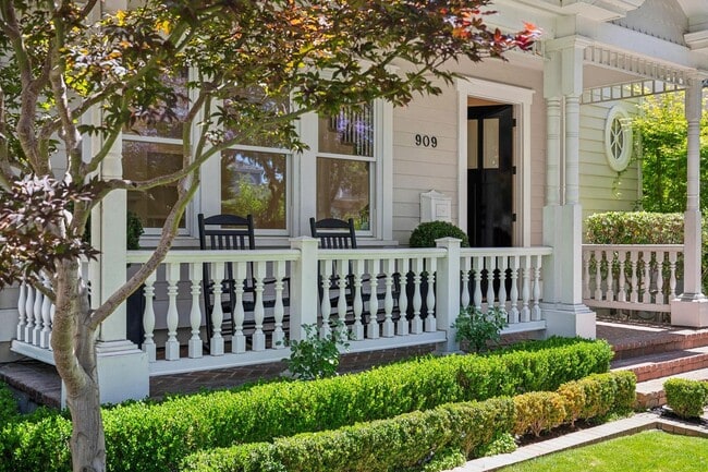 Photo - Luxurious Home in Downtown Palo Alto Available Now