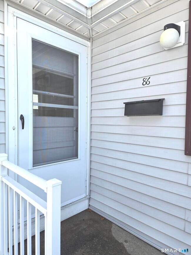 Photo - 86 Clinton St