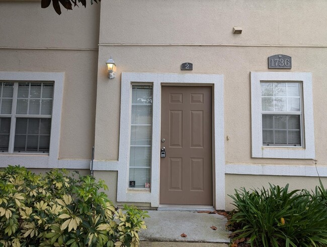 Photo - 1736 Forest Lake Cir W Townhome