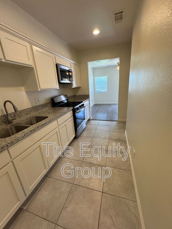 Photo - 1134 Van Dorsten Ave