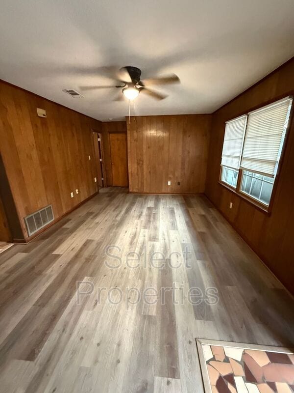 Photo - 819 W Matthews Ave Unit 4