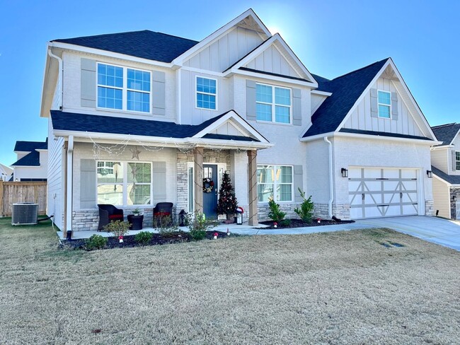 5 Bedroom home minutes from RAFB - 5 Bedroom home minutes from RAFB