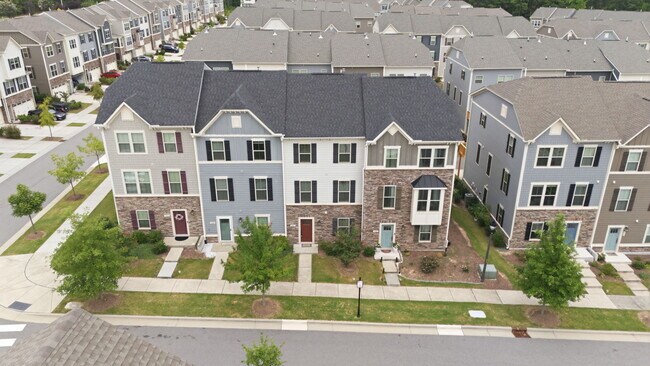 707 Channing Park Cir