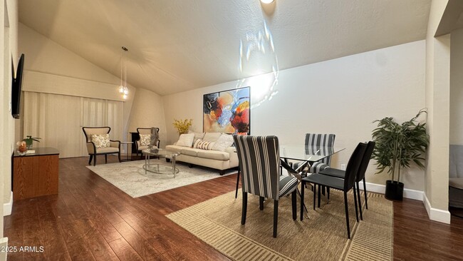 Photo - 15020 N 40th St