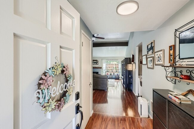 Photo - Charming 3-Bedroom, 2-Bath Home in a Cul-de-Sac Located in a Convenient, Central Area