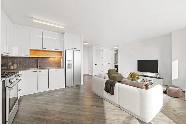 Photo - 250 E Houston St Unit 11D